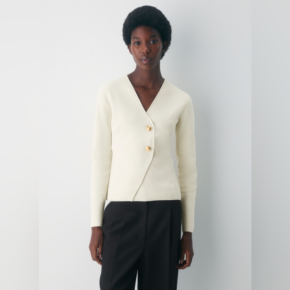 NWT - Aritzia Babaton Nanette Cardigan - Birch - Size Small